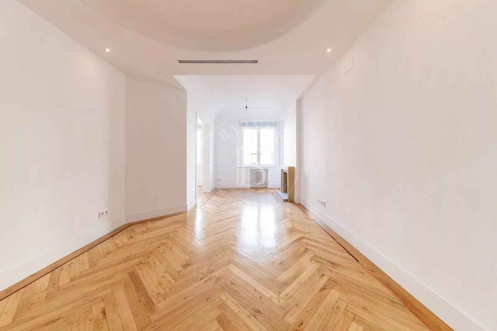 E3cdc7188c66daf731925d40dc8087f6 1de7c41fde 1600 original - Attribut alt par défaut.