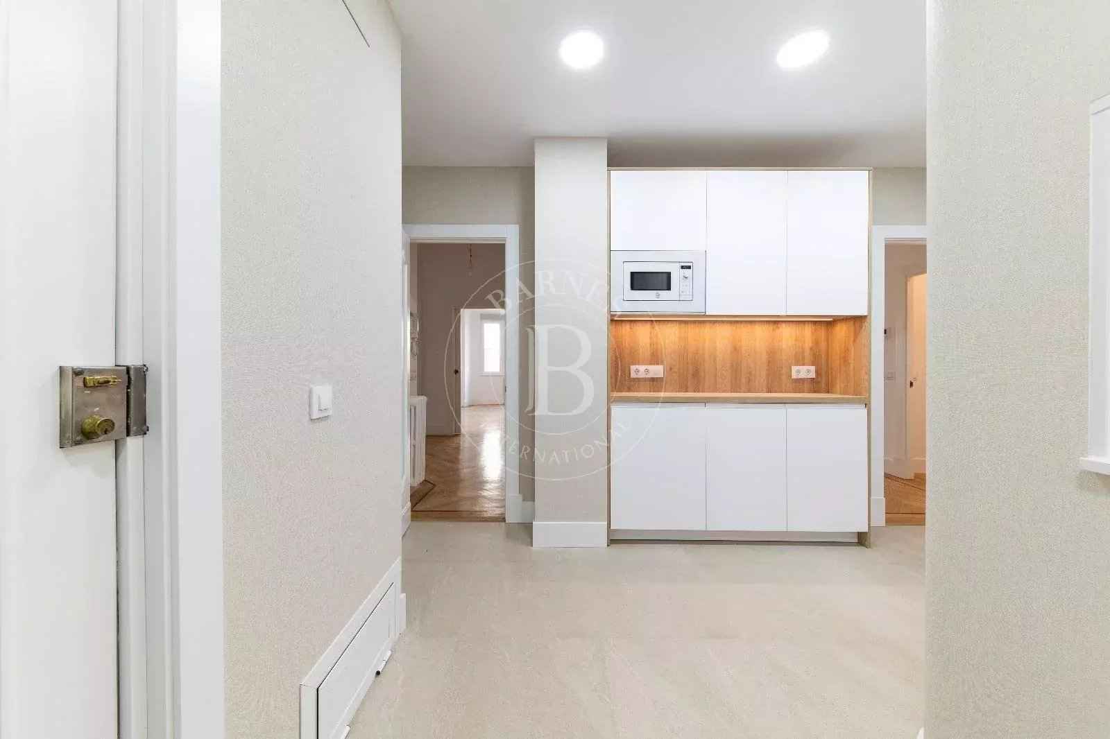 4603deba9e14a2d80da1d4024a67be2c d5d16546cd 1600 original - Attribut alt par défaut.