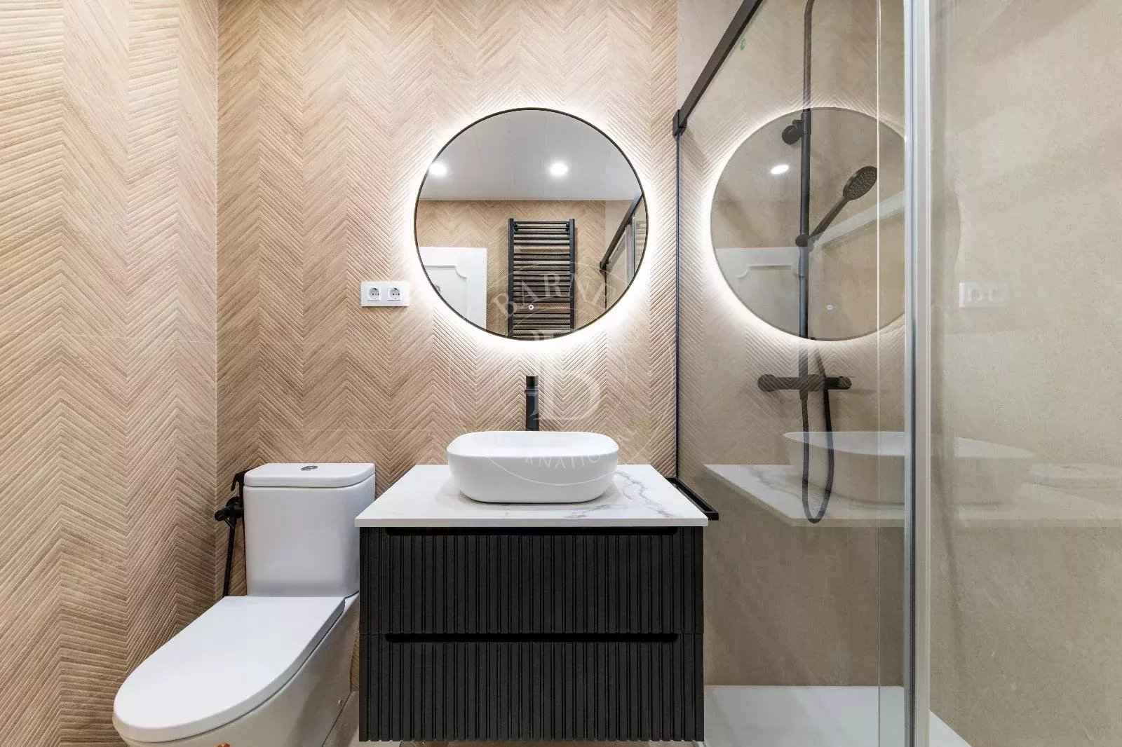 1c5db5bc9aa98ce76b9c2d8783bd19de e30aa87d60 1600 original - Attribut alt par défaut.