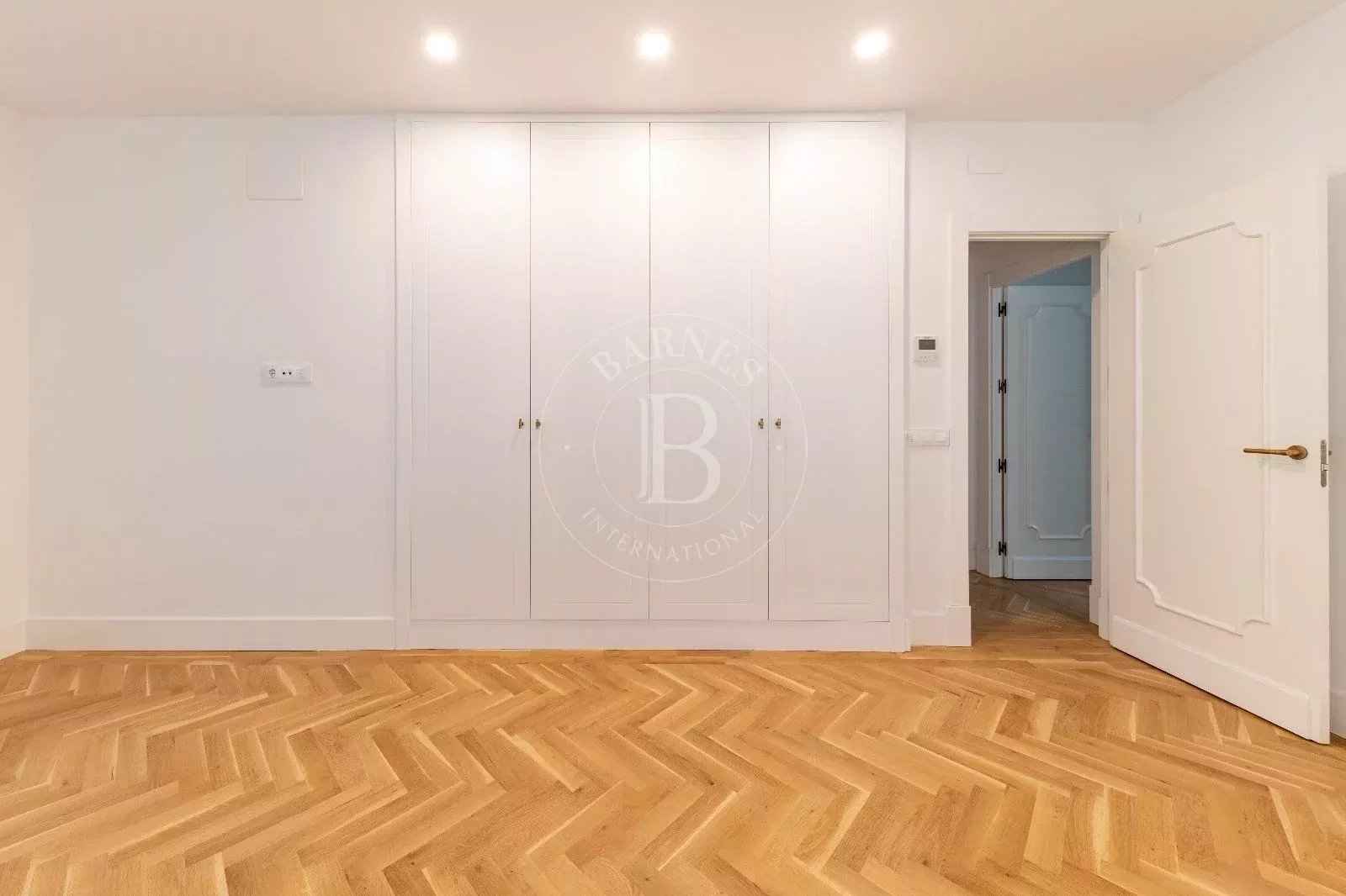 E1606604c9ab076bcb9120f54a4666c5 8d92f5bb87 1600 original - Attribut alt par défaut.