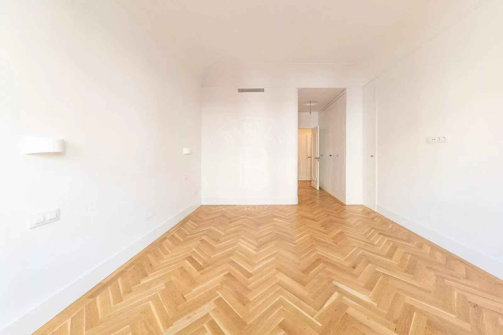 D1f174c1d08406c5cd9a8aca13b43bf6 2e65f552db 1600 original - Attribut alt par défaut.