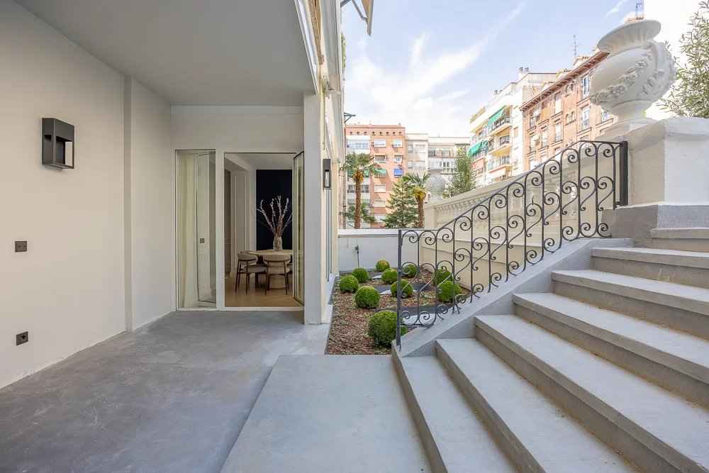 Picture 85263057 30 - Attribut alt par défaut.