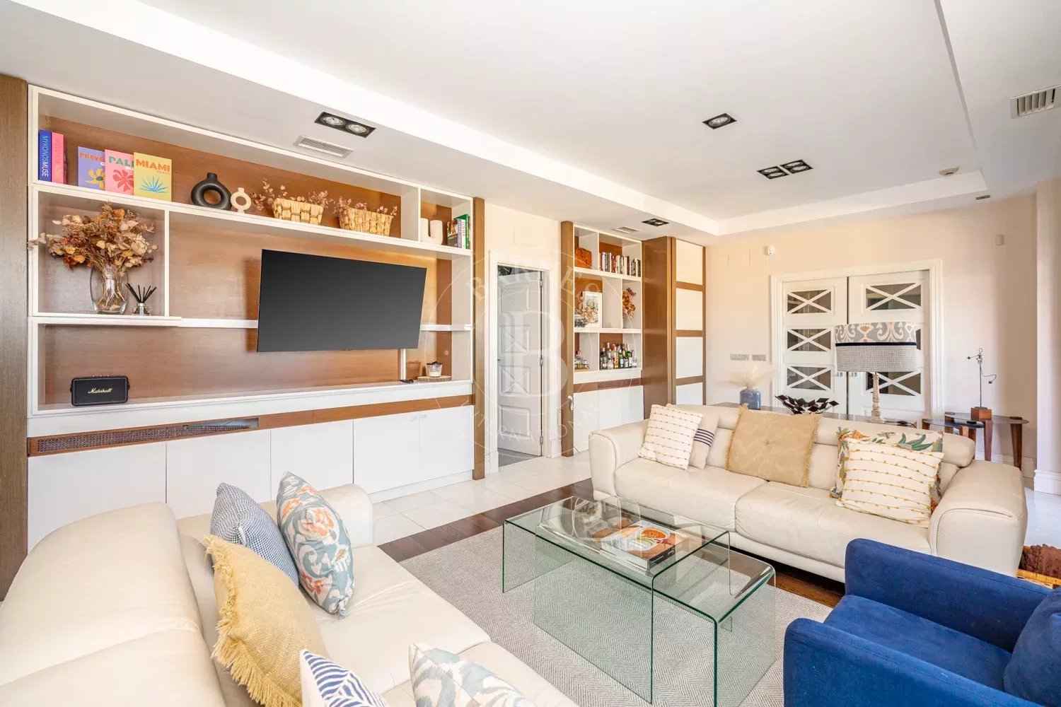 014f2a975b310c4e38ec7f5131358f0c d3cf8924dc 1500 original - Attribut alt par défaut.