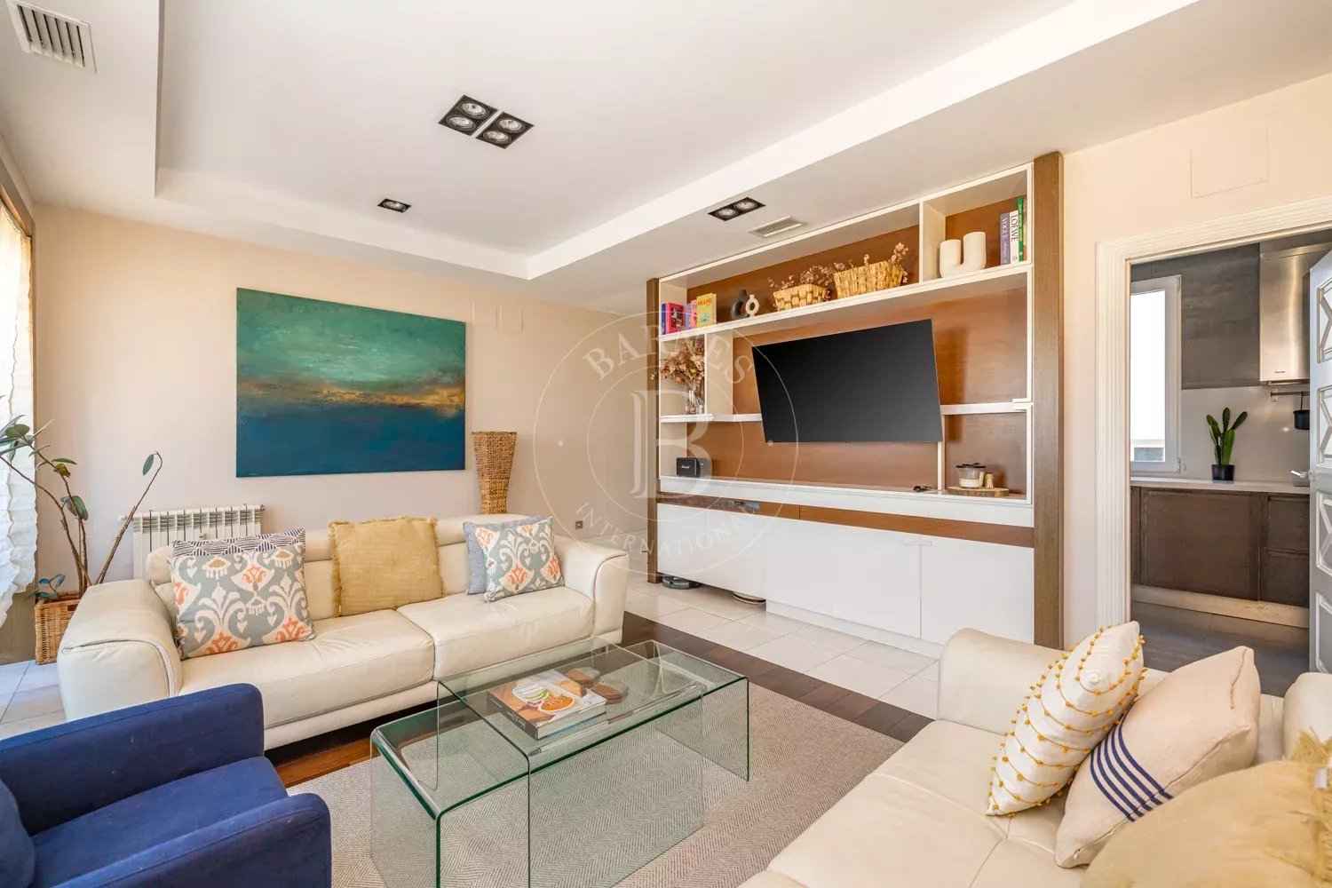 731aeedad610aa8a0449c5bfa9fb4419 e67b7a4108 1500 original - Attribut alt par défaut.