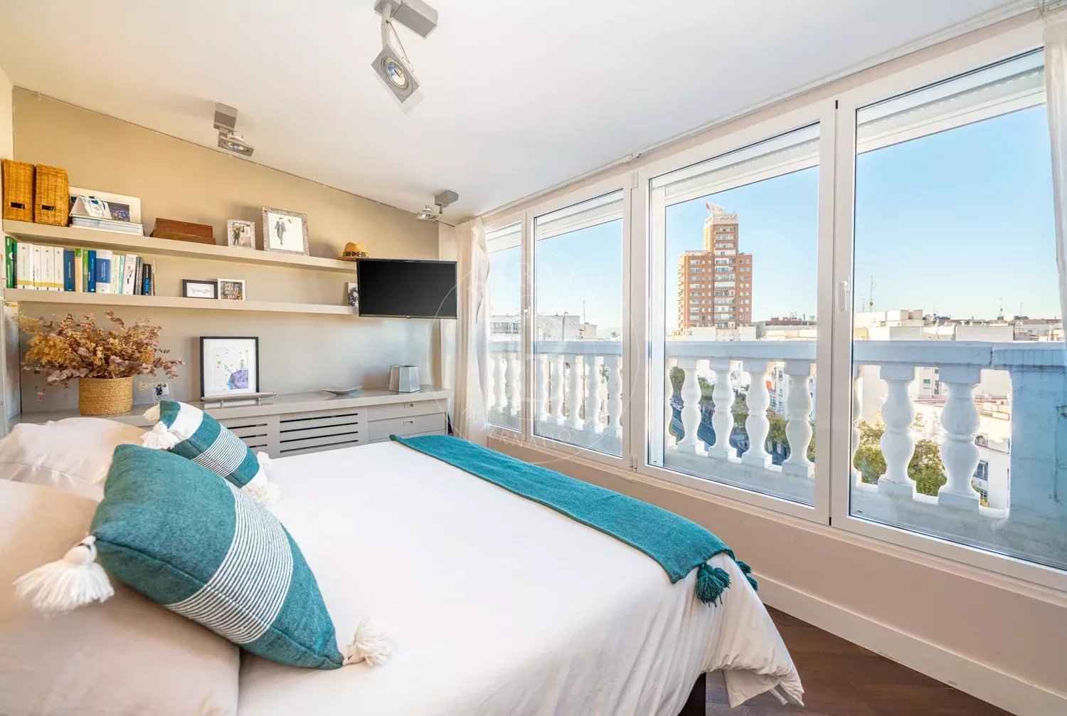 3843091d6486ac1396bf3ef1fae73cd2 1ff4819b87 1500 original - Attribut alt par défaut.