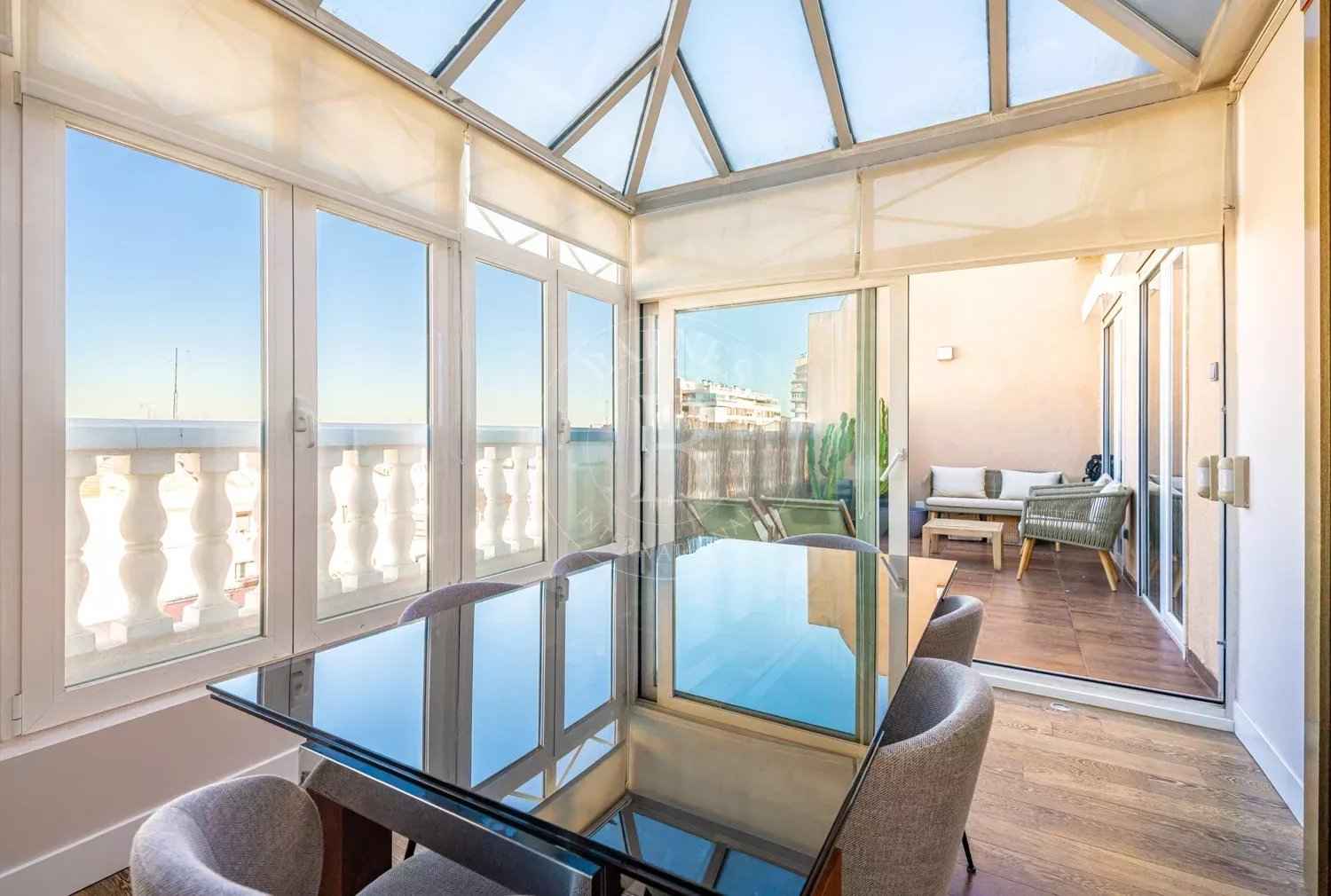 D1b80039e25df9a357407f65f977011e 5bc4f3d901 1500 original - Attribut alt par défaut.