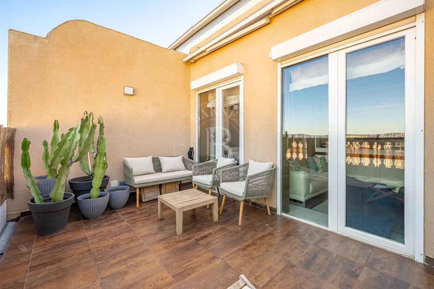 9cd8ec4b01434c5faa9848fdebf90af7 d2edd8d364 1500 original - Attribut alt par défaut.