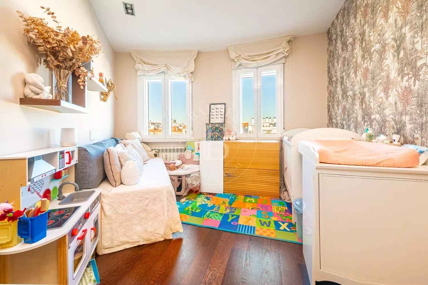 C2872f98b6ae6630c2066f34487b005a 3b02657a6f 1500 original - Attribut alt par défaut.