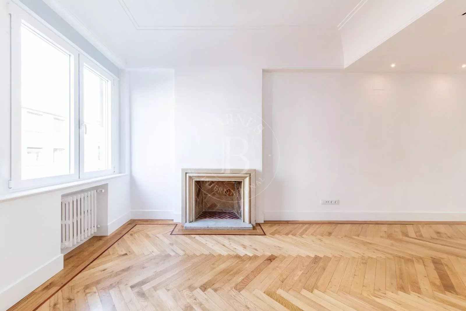 C602fcf262dbe4450bfca500a3232f27 4329ad480c 1600 original - Attribut alt par défaut.