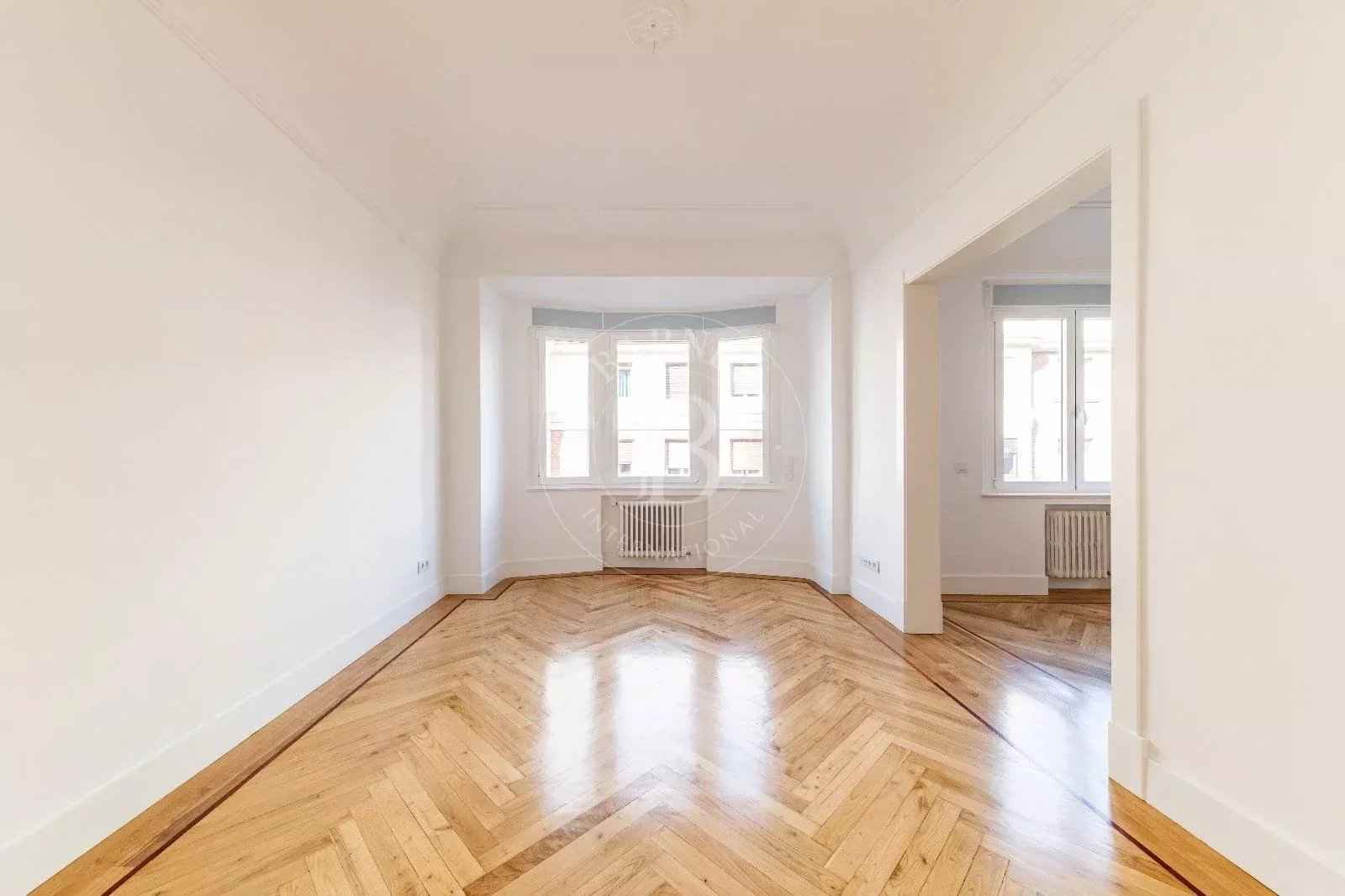 Bcec87ebc3d4826c868f26bafe5e58bd bd4795ed47 1600 original - Attribut alt par défaut.