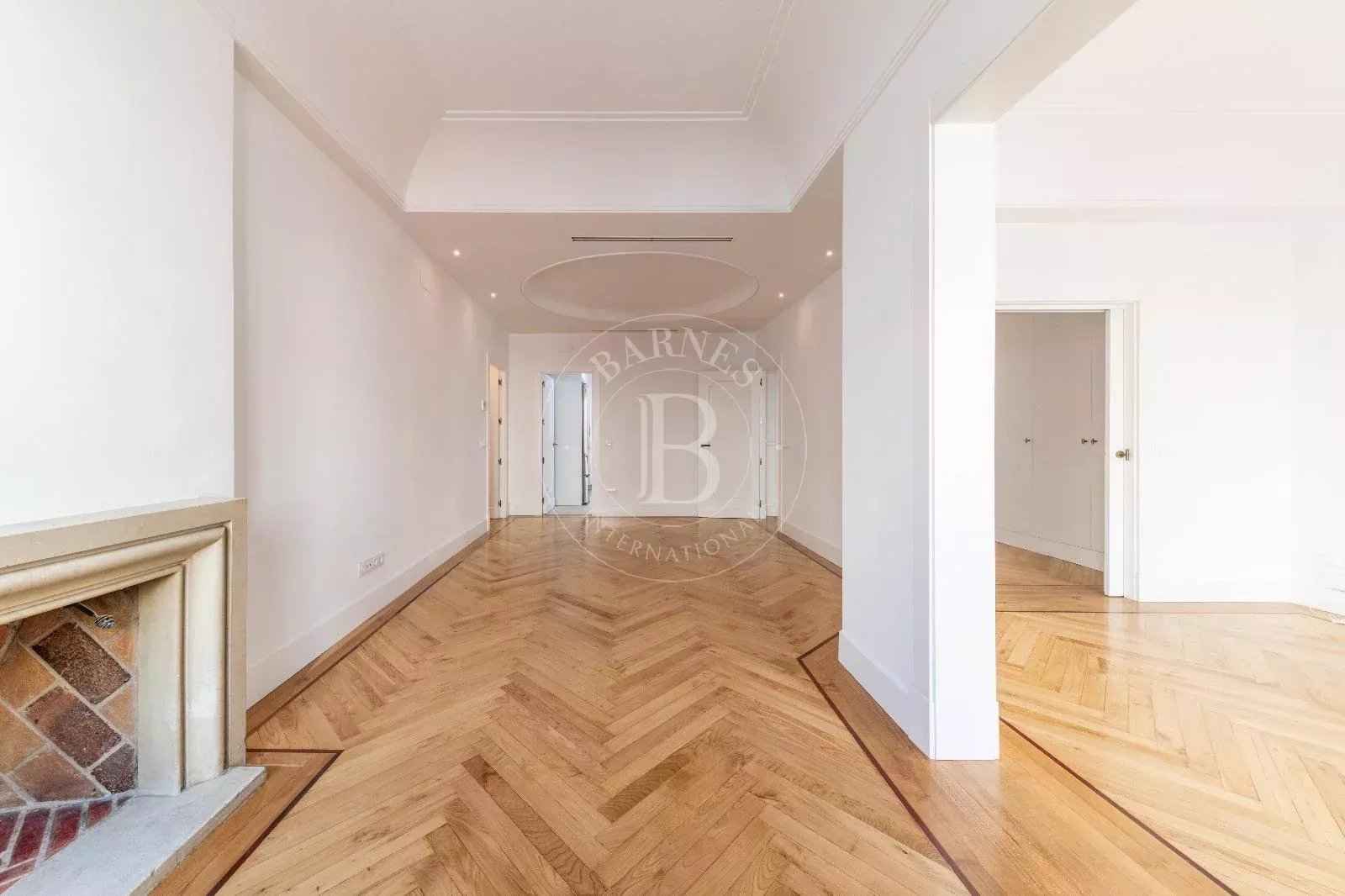 389c4bb73883a1fbd632f82eebfec749 817abb4b8b 1600 original - Attribut alt par défaut.