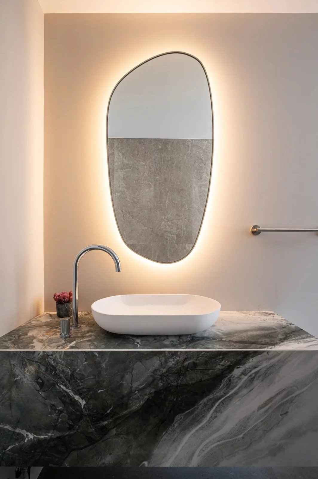 02daf105dc98f81368580b17d75e2a78 c5df6f9565 1600 original - Attribut alt par défaut.