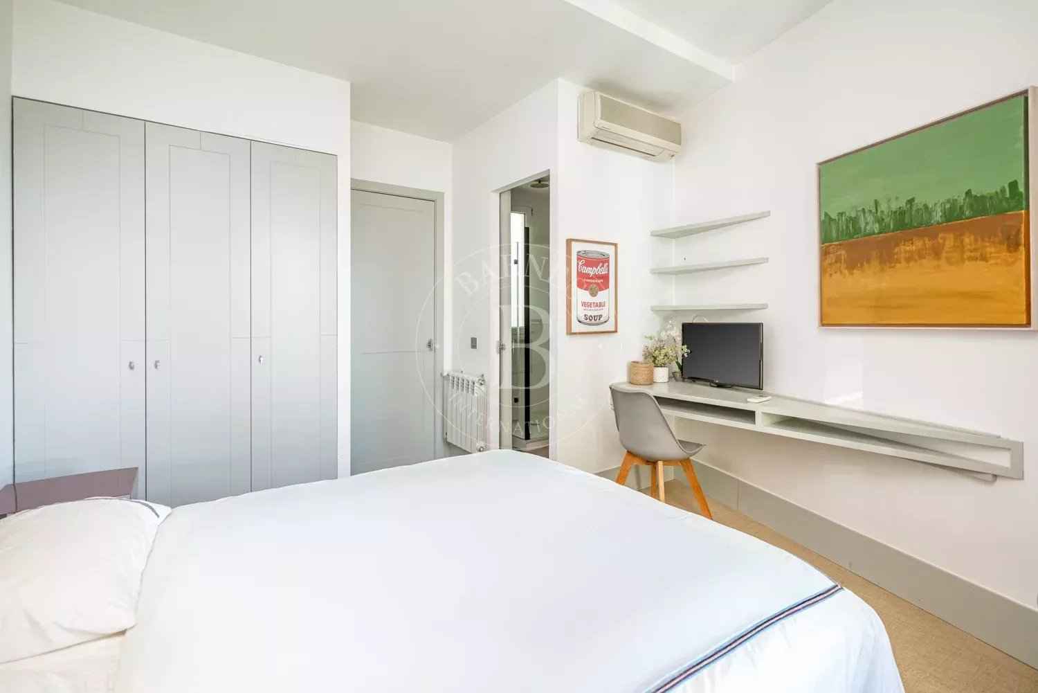 A5eaeec97abae66f7037c76bf7c6151b d3fcb6a452 1500 original - Attribut alt par défaut.