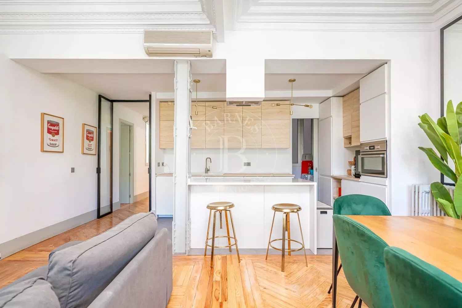 6992bf109e9eceaaafaa5729a4726162 cf5008e2c4 1500 original - Attribut alt par défaut.