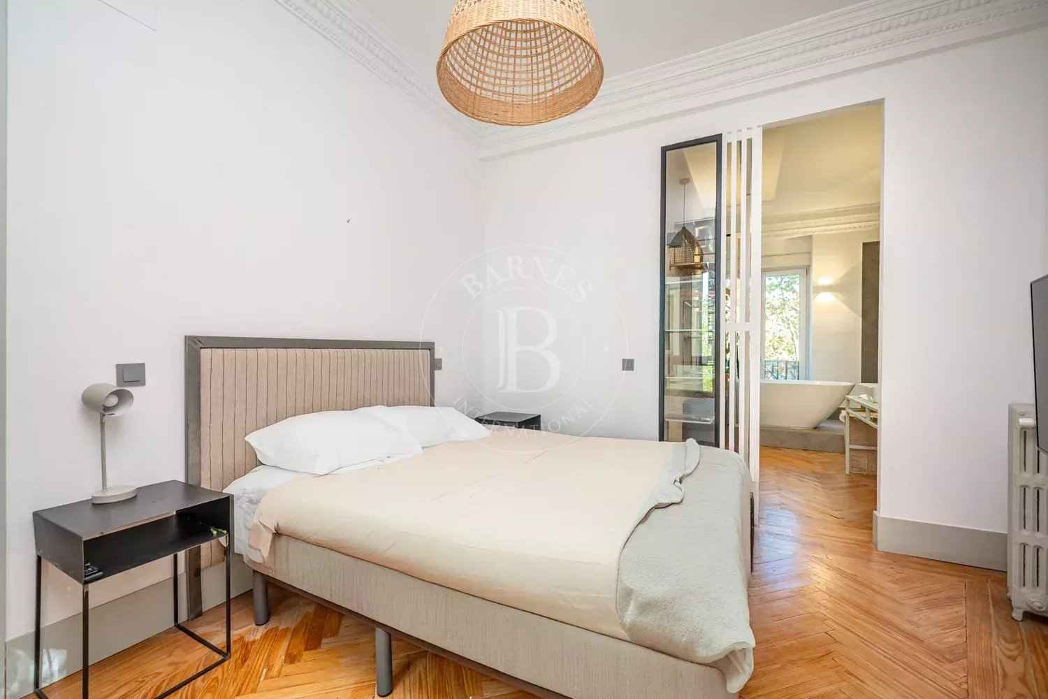 7ab57570c33b574e4f0bfc6460e4563a 7c93e5e2f2 1500 original - Attribut alt par défaut.