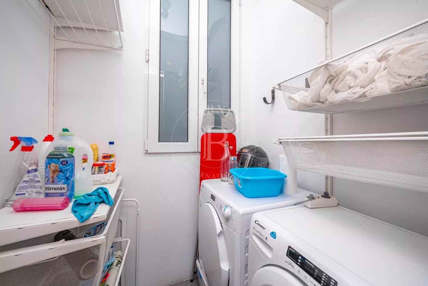 A3b7dfa420ce6a6bcfda2da03f9a0d18 ba35ccc0bc 1500 original - Attribut alt par défaut.