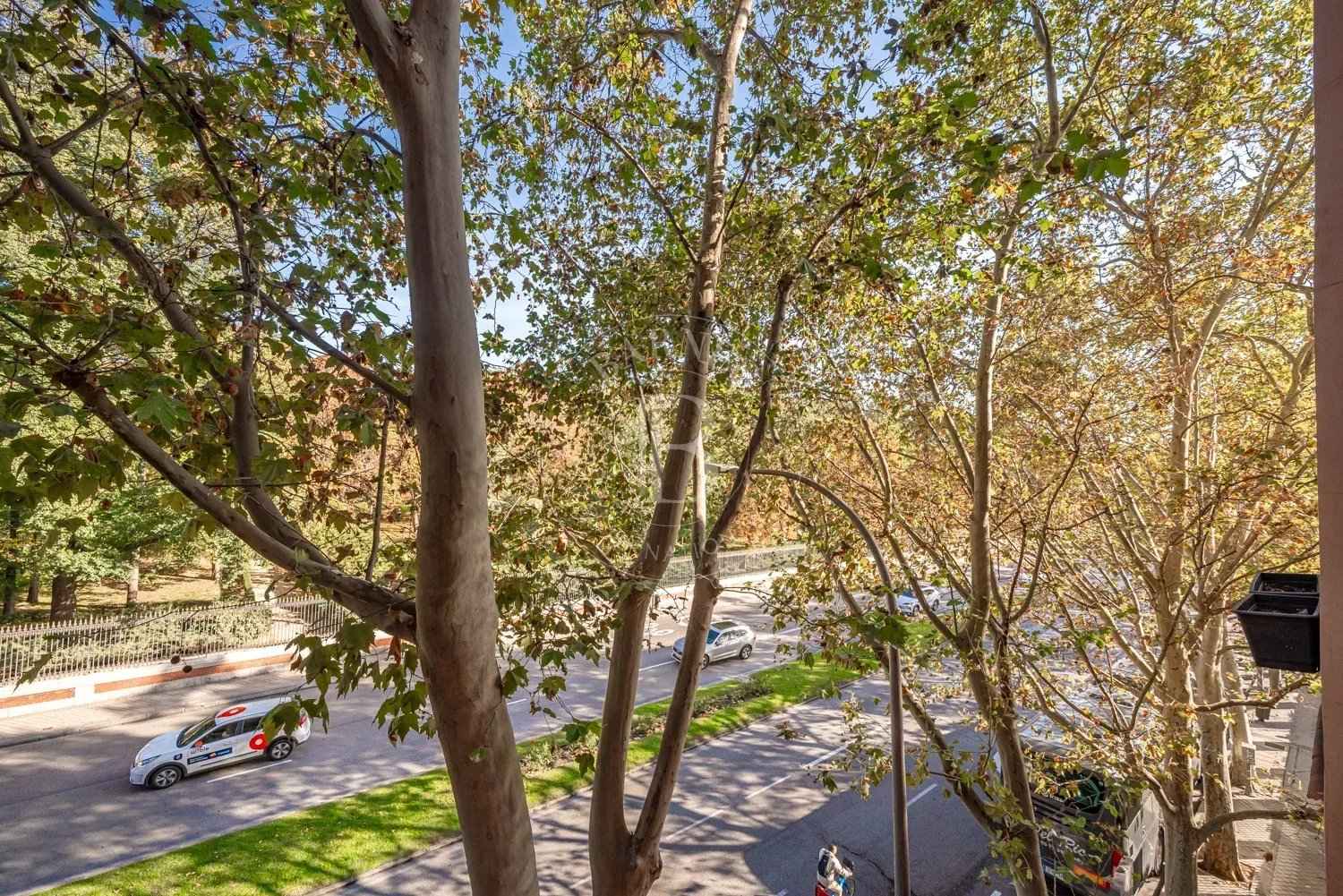 Da648257880c4d79132c75c4a5496b5e 140217f9f5 1500 original - Attribut alt par défaut.