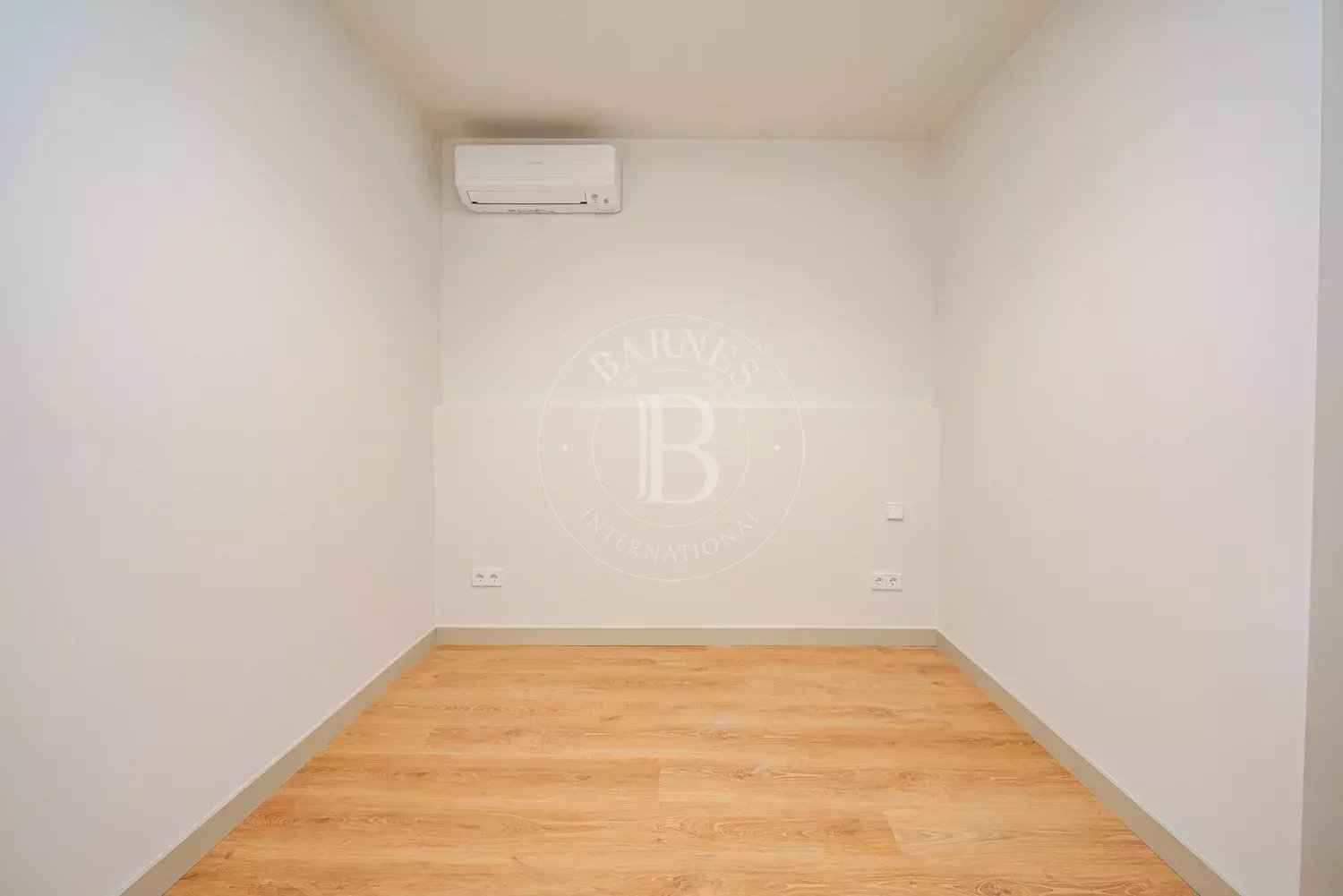 1b02ede2b8aa49146fa9330b178269fe c99bac2c24 1500 original - Attribut alt par défaut.