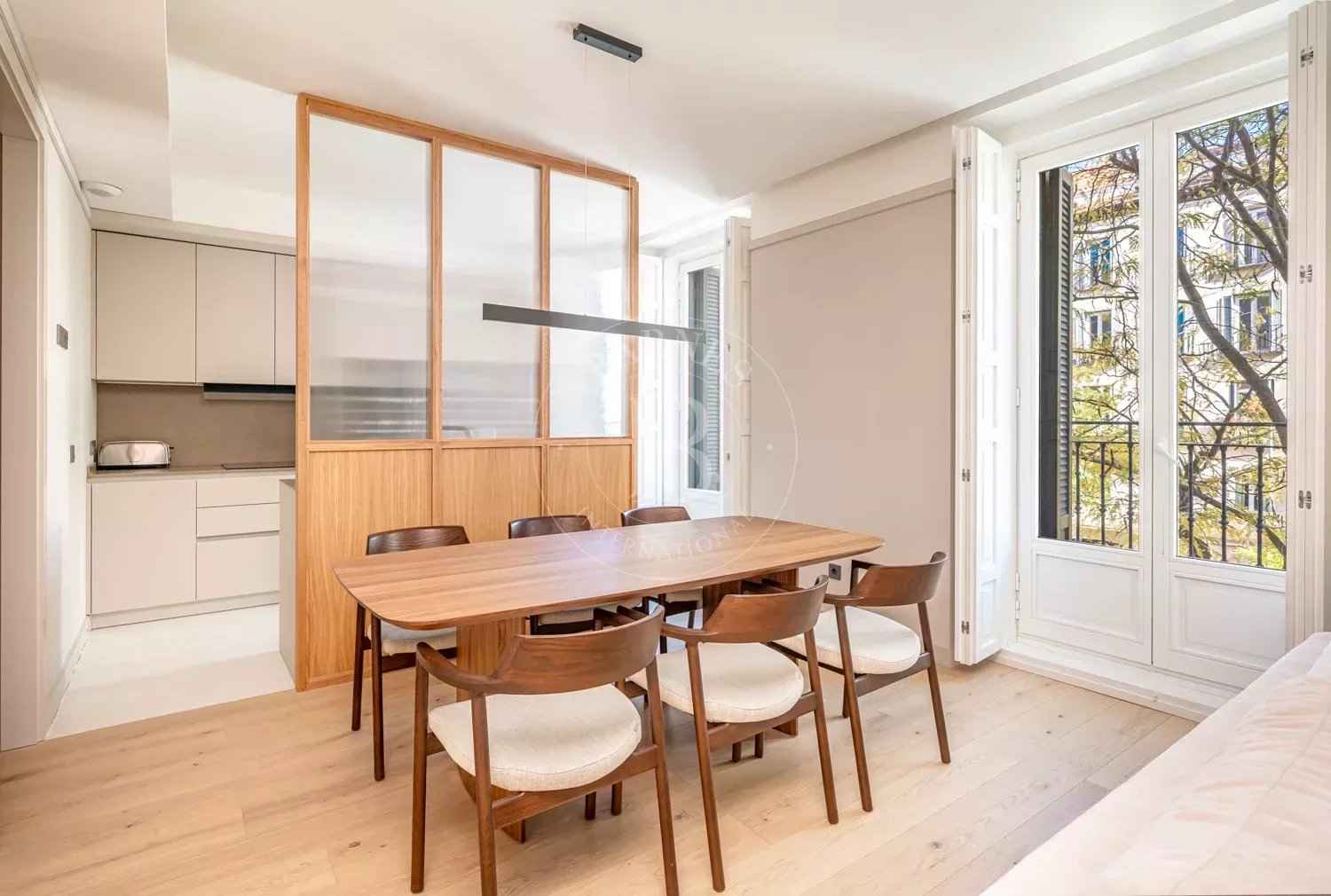 A682b9533589b03452c152af010573ab c6ac4d046d 1500 original - Attribut alt par défaut.