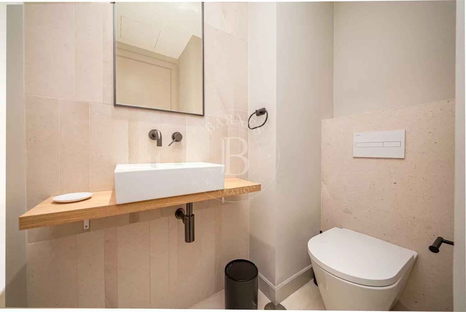 36ba0b8a581fad70623e93a4e75896bc 56f97ecdf4 1500 original - Attribut alt par défaut.