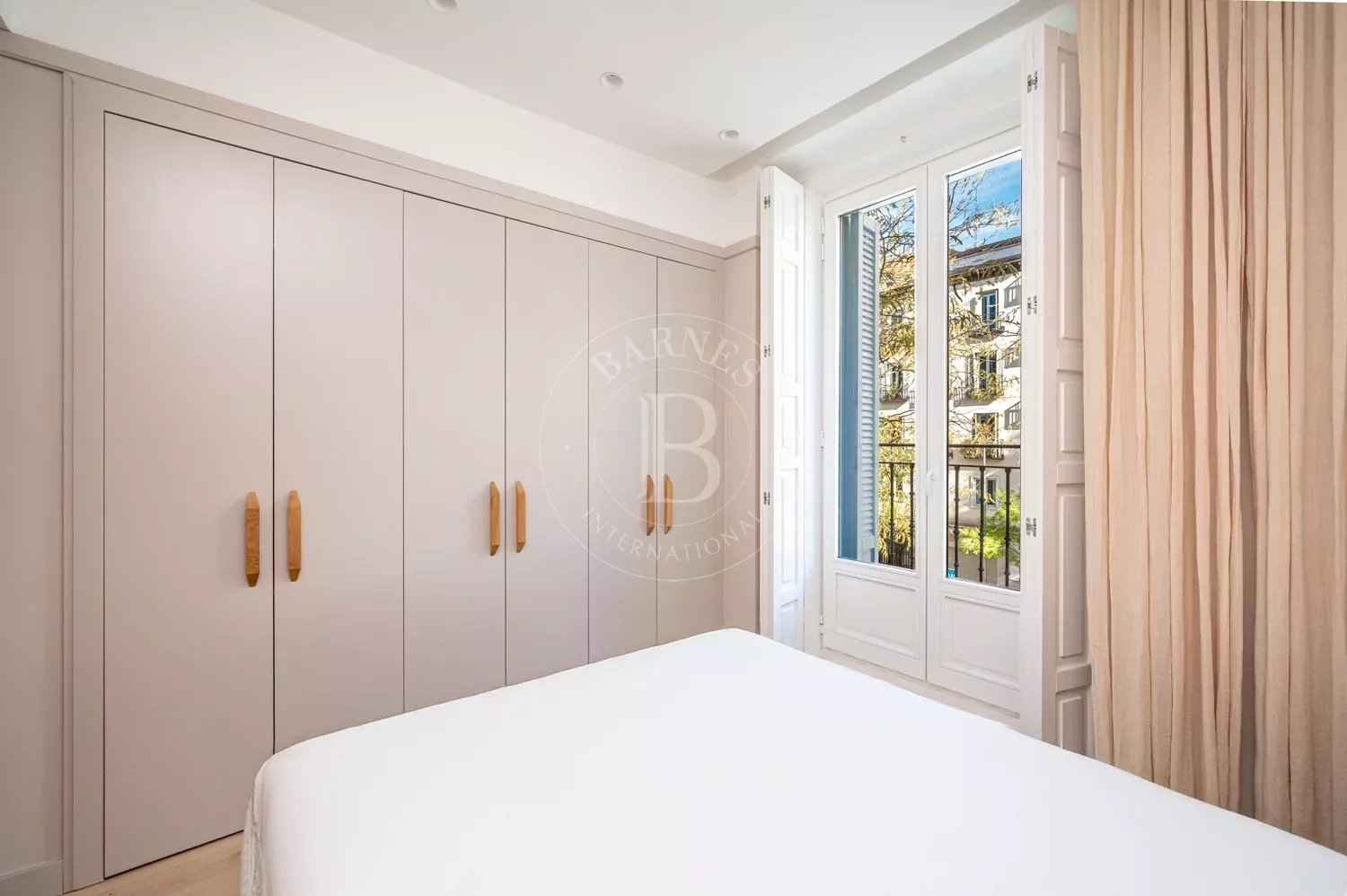 Ce3da7b6fec95c9e0aa3ba5b8d3f98f0 69c4dfe59b 1500 original - Attribut alt par défaut.