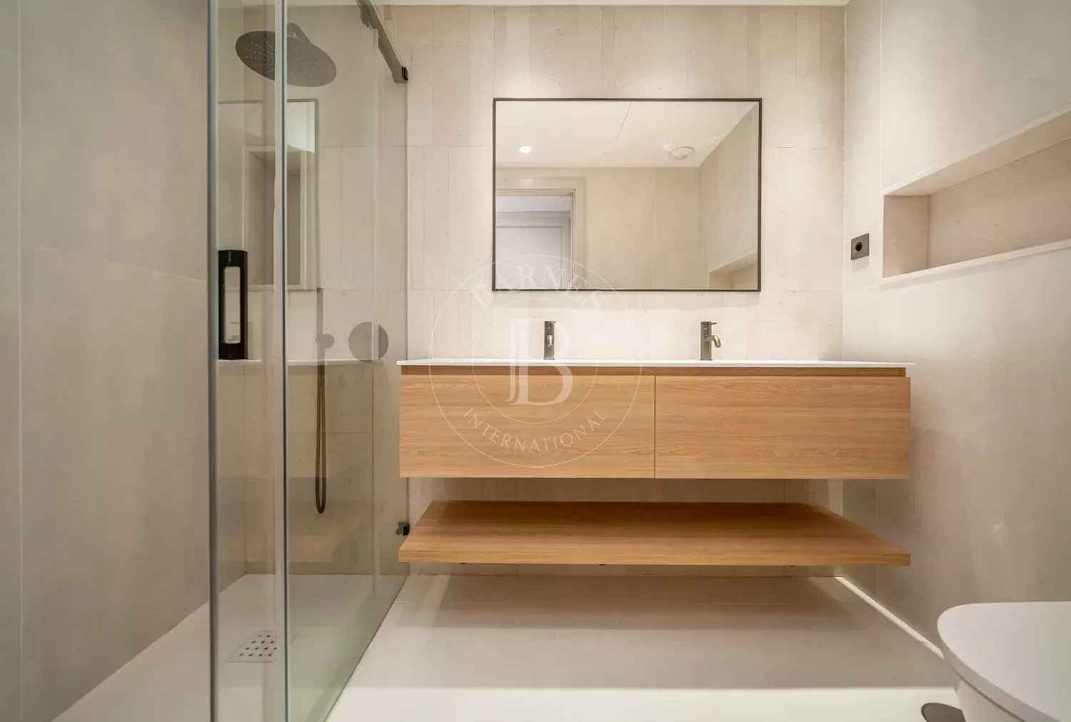 7b0babf571b1dc927b86e177adfdd7c0 301c54d5cd 1500 original - Attribut alt par défaut.