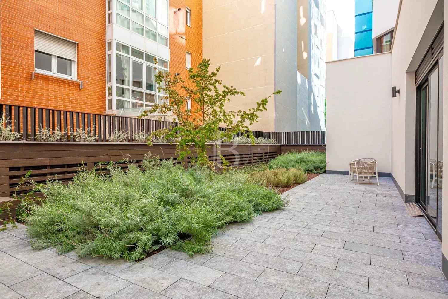 5333fd10d60edb9639aa91319b6ed256 caa195ed8b 1500 original - Attribut alt par défaut.