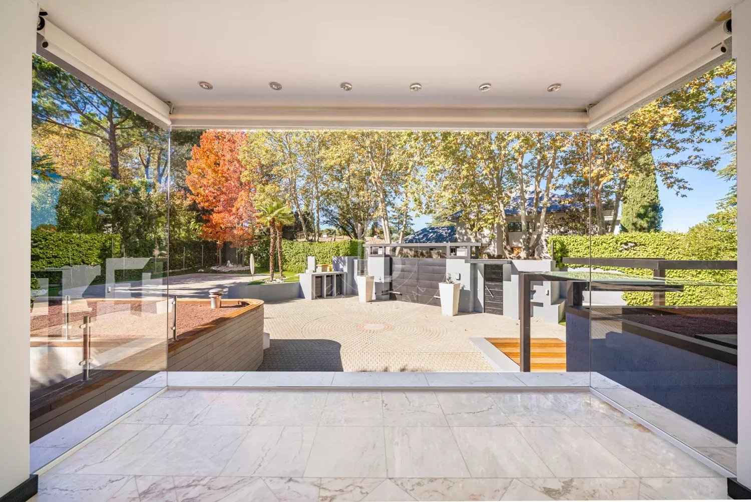 1b891edfda83feb9716babb0c16e3055 316aca1199 1500 original - Attribut alt par défaut.