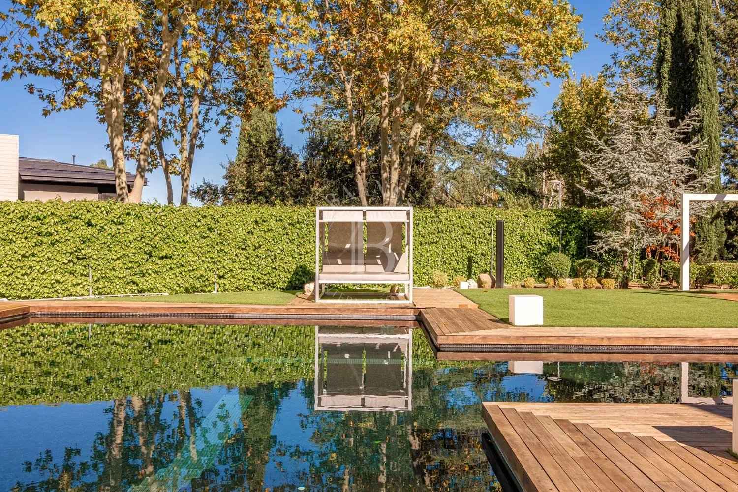 Fdfb2d5ec0bcdf476d46bcd98bbc5edd 750b9bd06a 1500 original - Attribut alt par défaut.