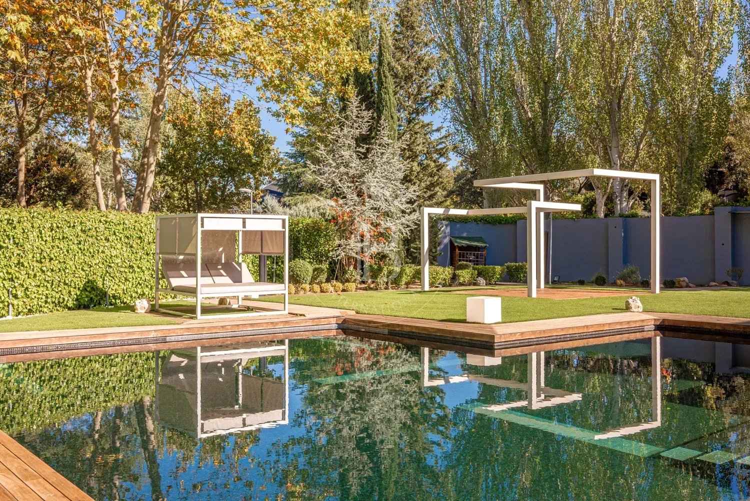 Cd857596ae85d53281cc788a1d6a8773 f6f709c388 1500 original - Attribut alt par défaut.