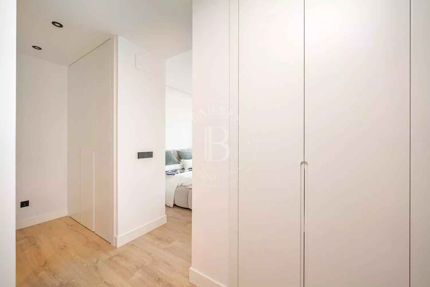 68e668f1cf39085dd4d349fa66c62dbf 32117c2aea 1500 original - Attribut alt par défaut.