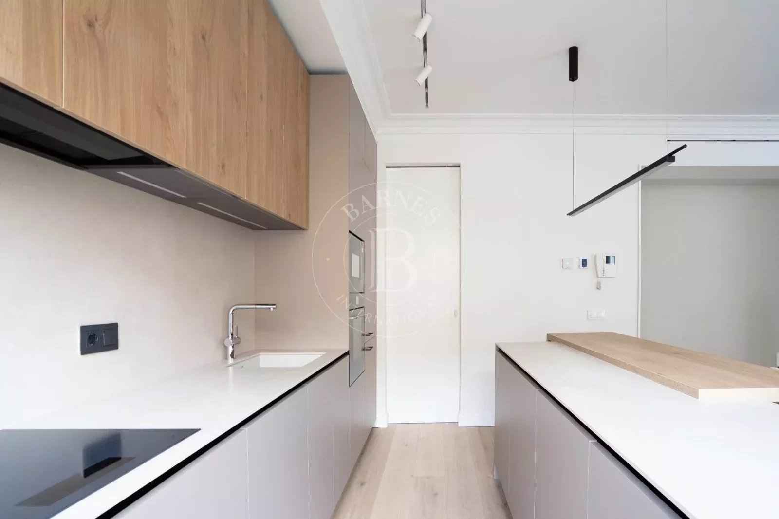 3a82cb241ef85740ee02d5fa93acbc8d e7c64463f9 1600 original - Translation missing: en.helpers.application.image_tag.default_alt