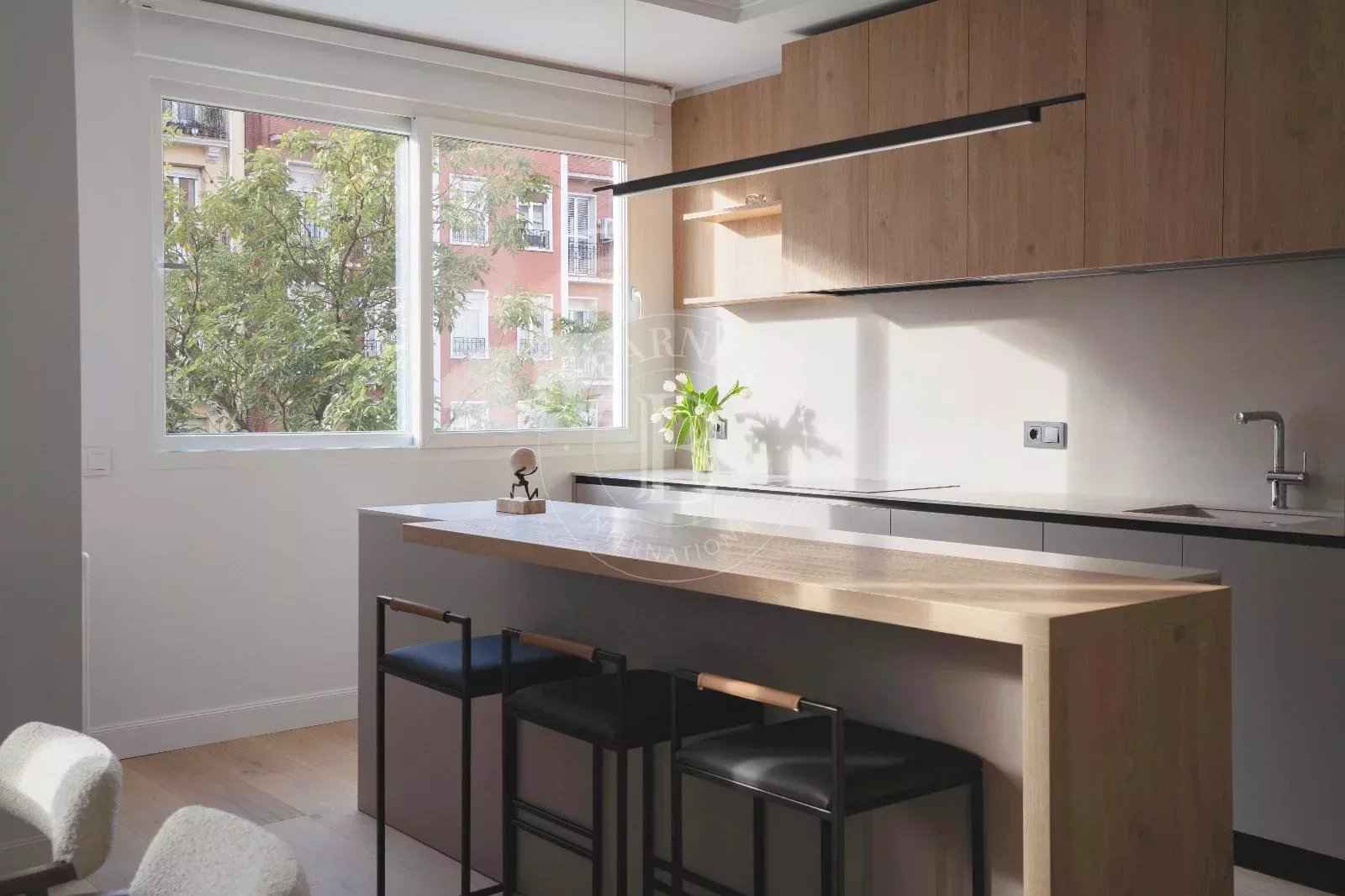 6654d832a42e3aa744b17f5afa3ac237 a36a3d3185 1600 original - Translation missing: en.helpers.application.image_tag.default_alt