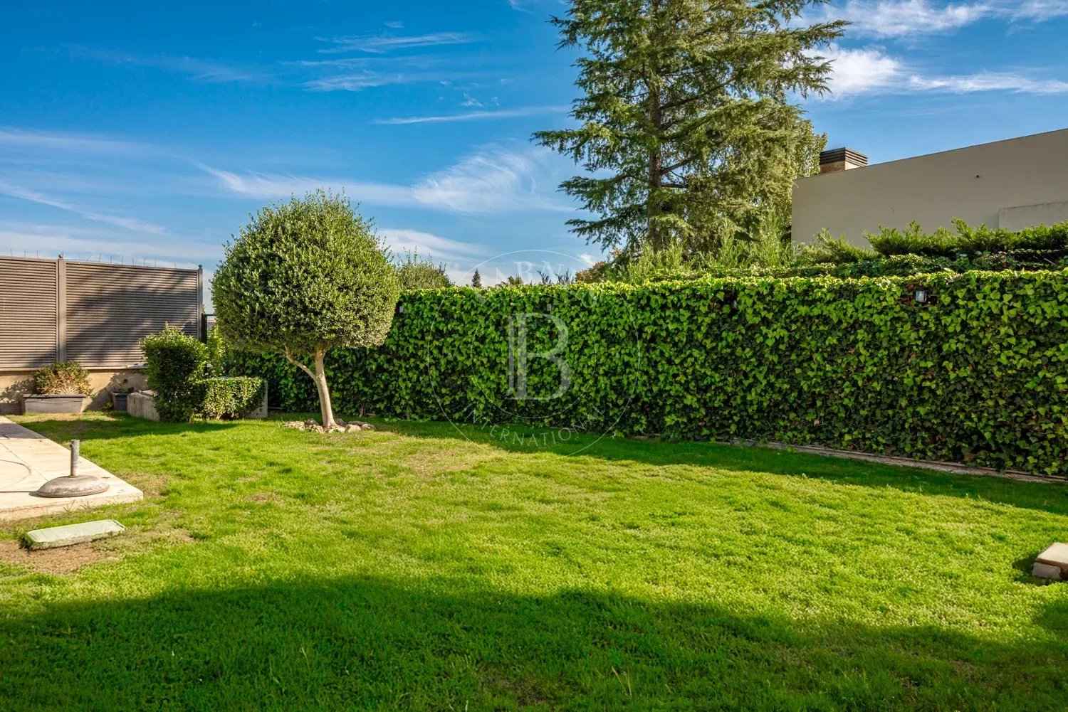 6148e4940883c9bc5d2e392e935af9f6 7fc4e2f12c 1500 original - Translation missing: en.helpers.application.image_tag.default_alt