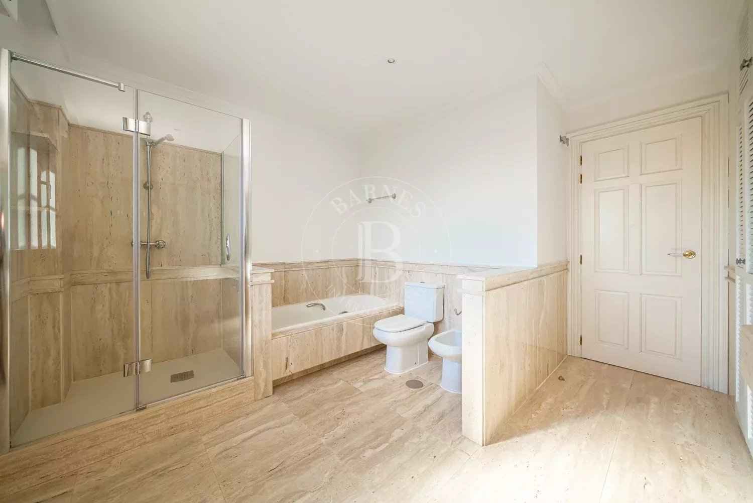 5dcc214f322a37ddf626612b9b98c763 792986ec80 1500 original - Translation missing: en.helpers.application.image_tag.default_alt