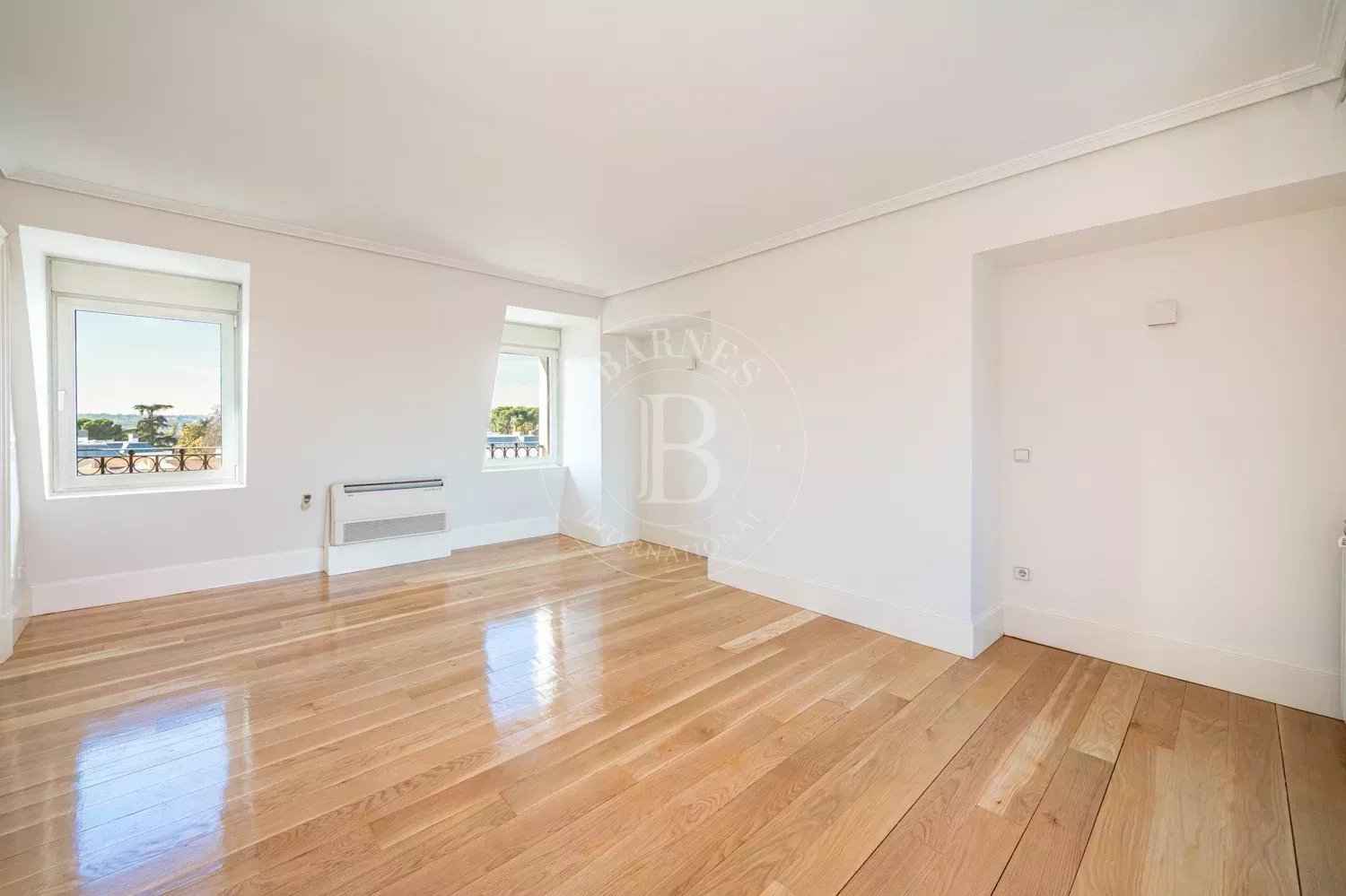 16bb8ef50dc92b7b65fd54582d2c67c7 c23375ed2f 1500 original - Translation missing: en.helpers.application.image_tag.default_alt