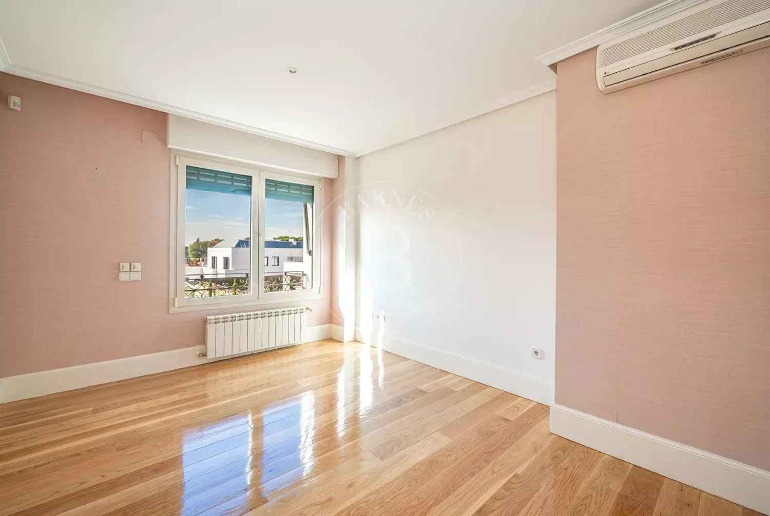 9aefd3c3a8292e3f7acced95b1a43915 6f9013b33d 1500 original - Translation missing: en.helpers.application.image_tag.default_alt