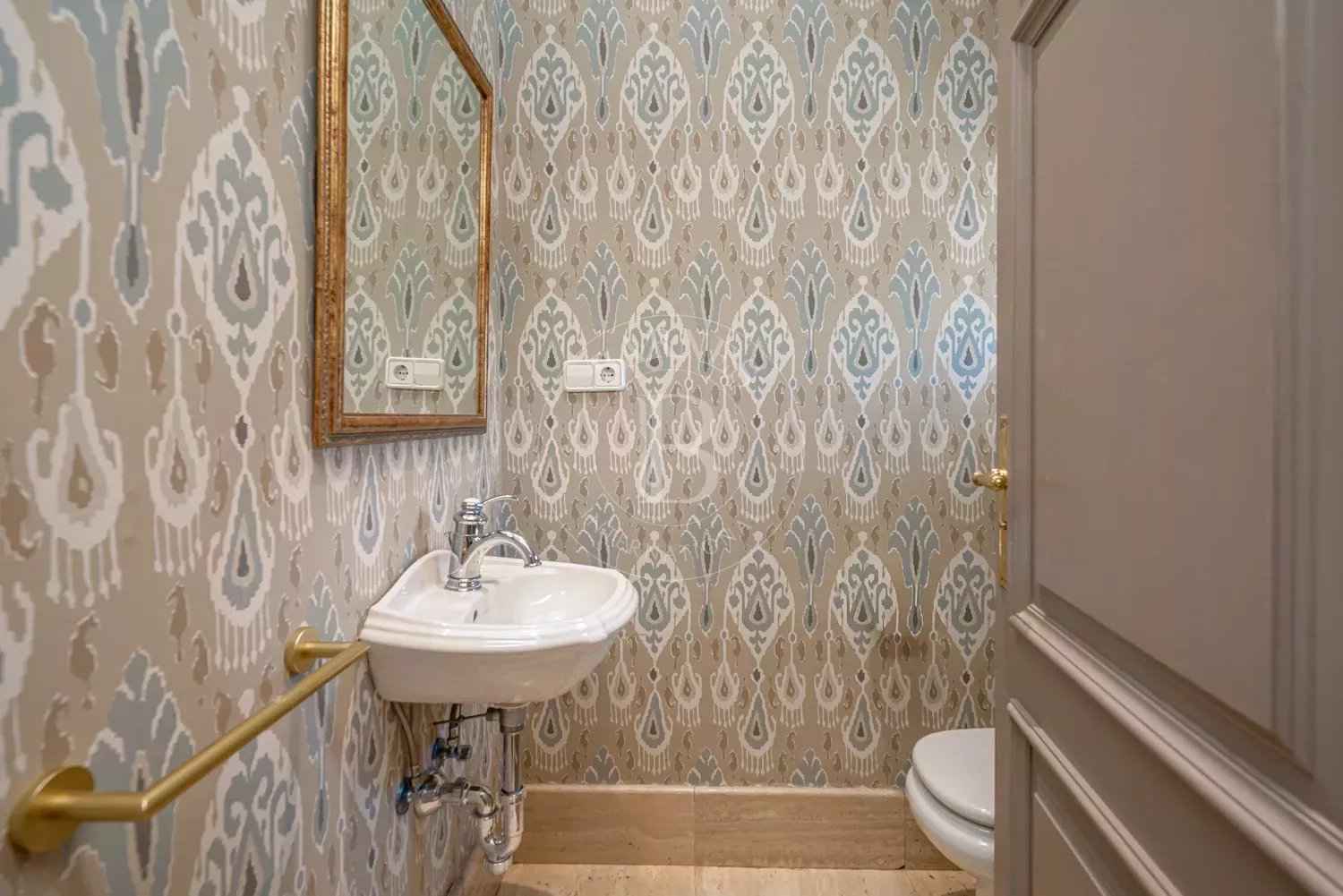 4456661b7f22de85cf09aea1d252c1d5 0e3ace16fd 1500 original - Translation missing: en.helpers.application.image_tag.default_alt