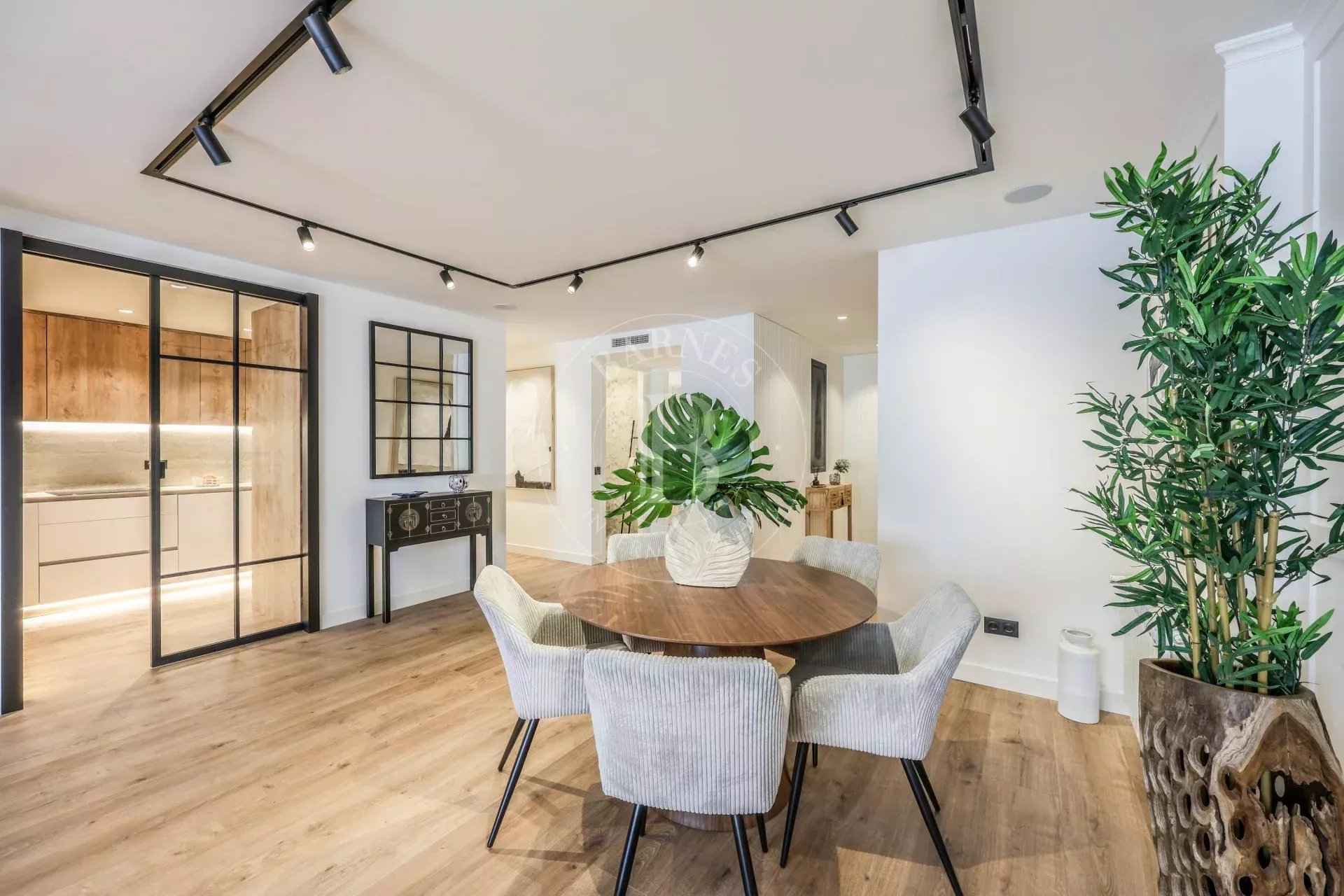 0176c5ed1b875429fa24c2ad685f2b1c 0c8db587cc 1920 original - Translation missing: en.helpers.application.image_tag.default_alt