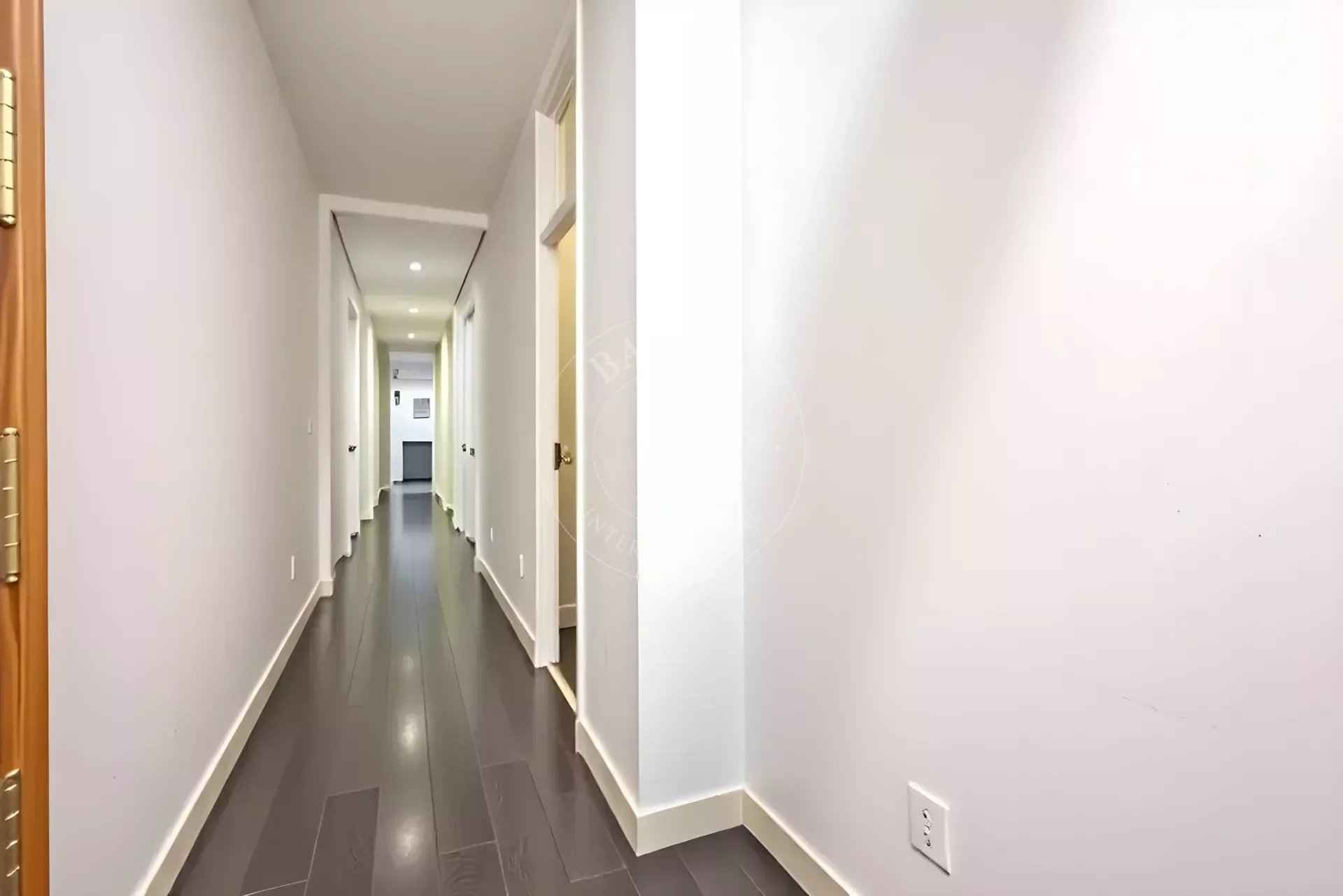 6fa22fee89d32c79bd216e23cdac20f1 37cacefa4f 1920 original - Attribut alt par défaut.