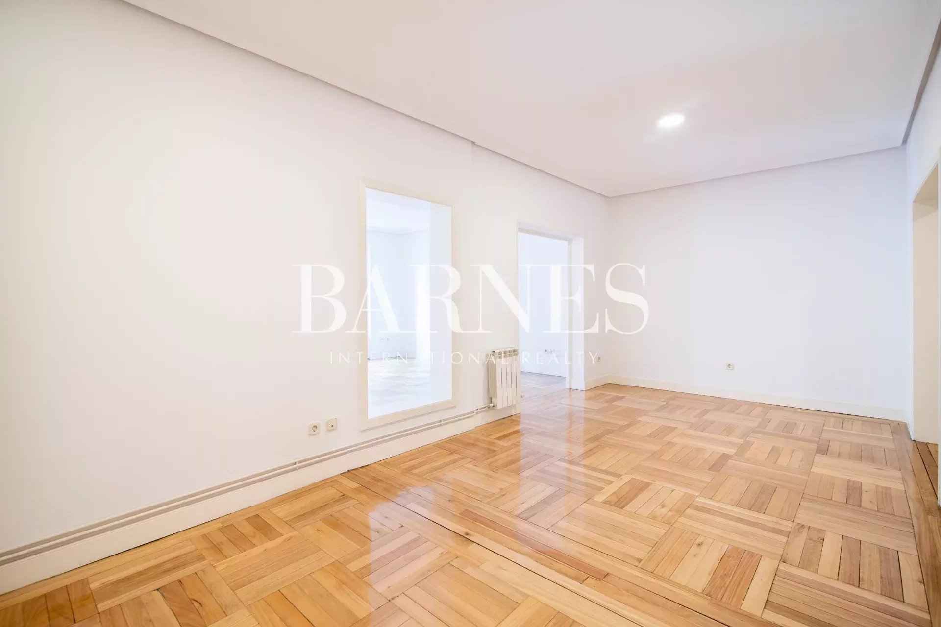 720c1e39cfd5f3010a0ee59e3c5a8c7e abed0ab048 1920 original - Attribut alt par défaut.