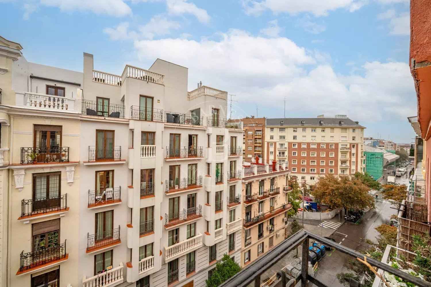 E7a70527a2baedd1788471ef77c5d681 d682180a4e 1500 original - Attribut alt par défaut.