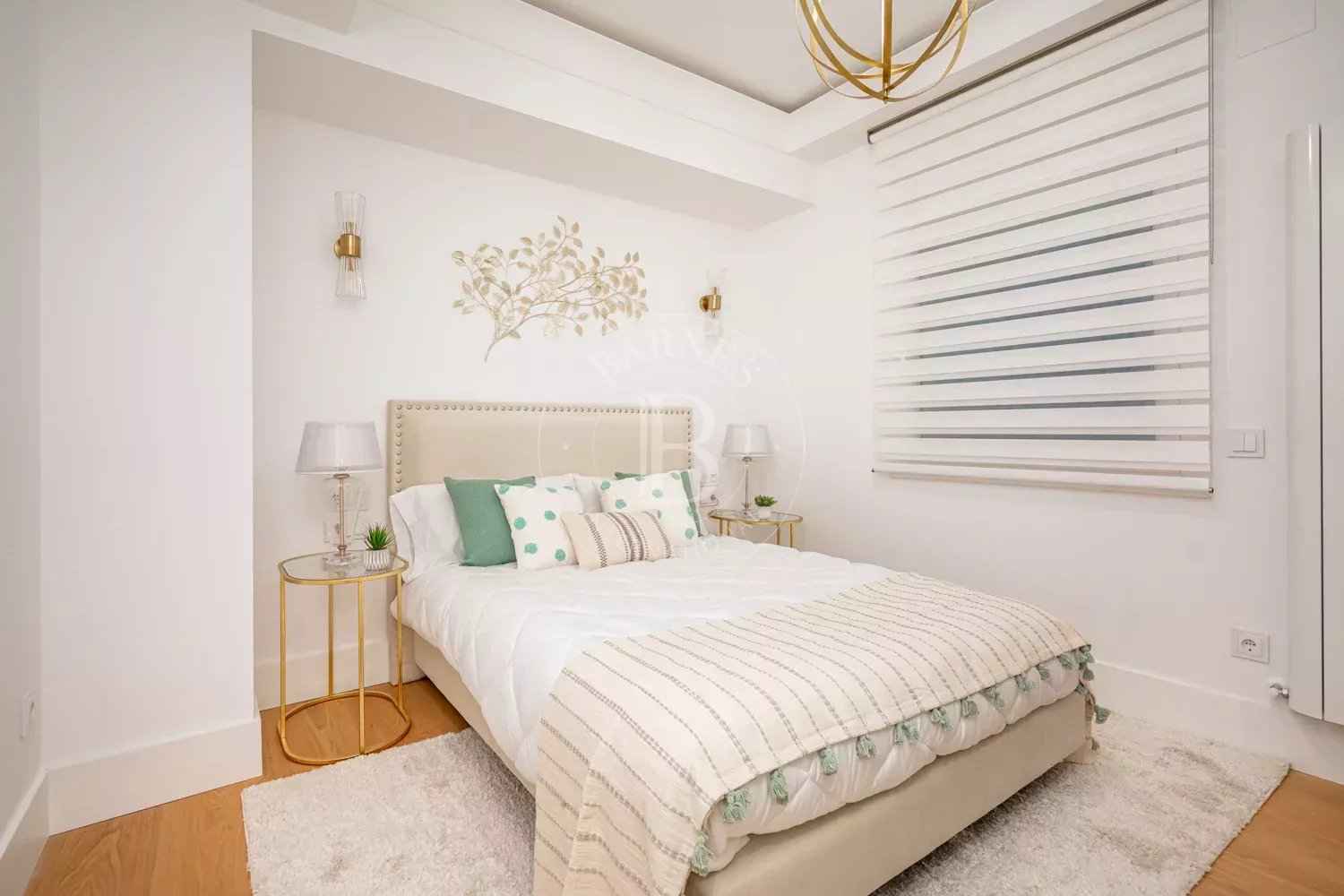 41dd3758385859d6b5ac95bcbf169447 8fb00ac008 1500 original - Attribut alt par défaut.